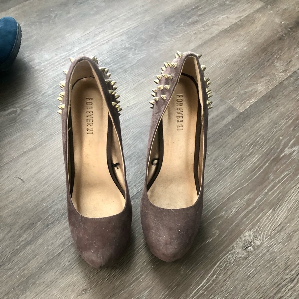 Spikey brown heels!